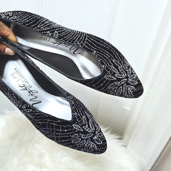 Night Life By Life Stride Black Heels With Crystal Embellishments Size 7A🌴 - Picture 2 of 11